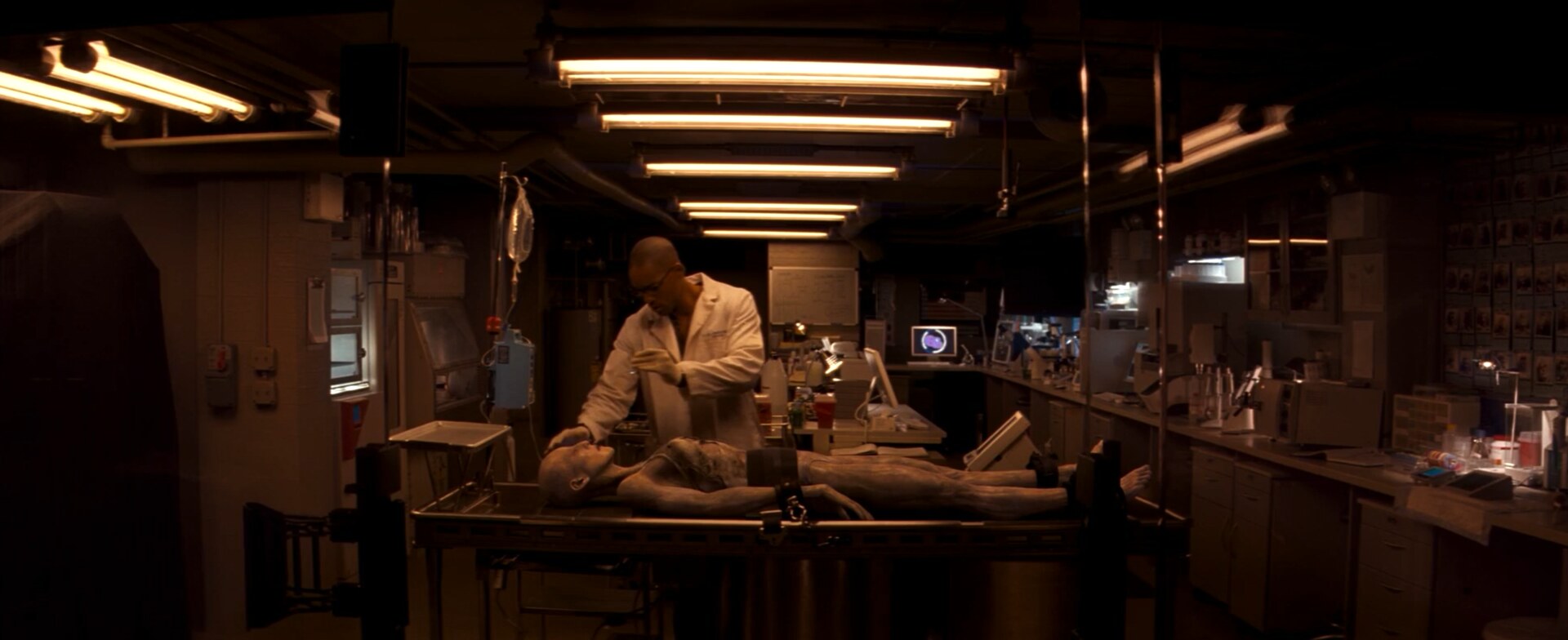 I Am Legend (2007) - Lighting & Compositing